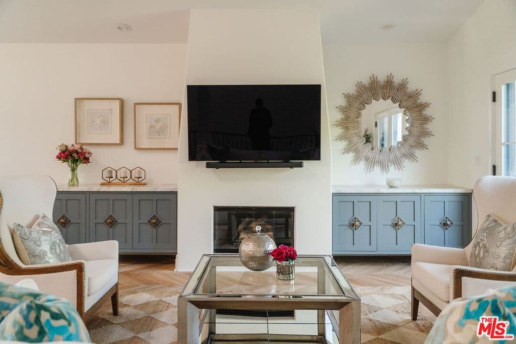 1619 Artesia Blvd Unit A