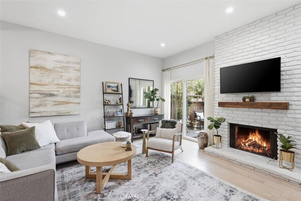 1410 Stanford Ave Unit A