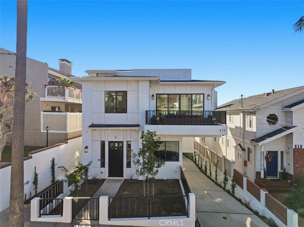617 N Irena Ave #A
